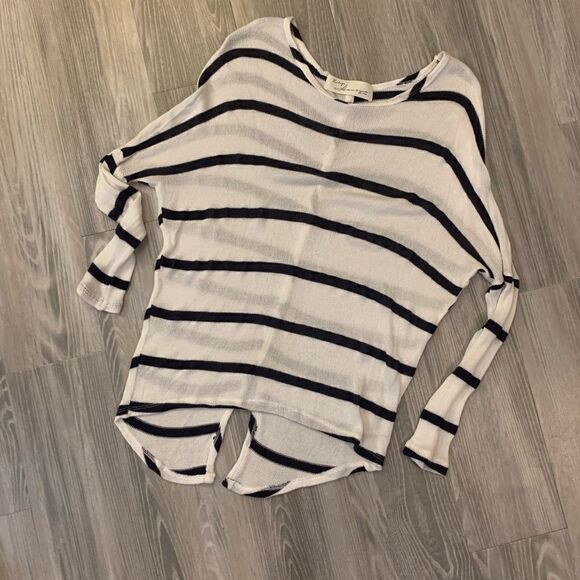 Striped sheer knit sweater with button back detailing size M - Picture 1 of 5